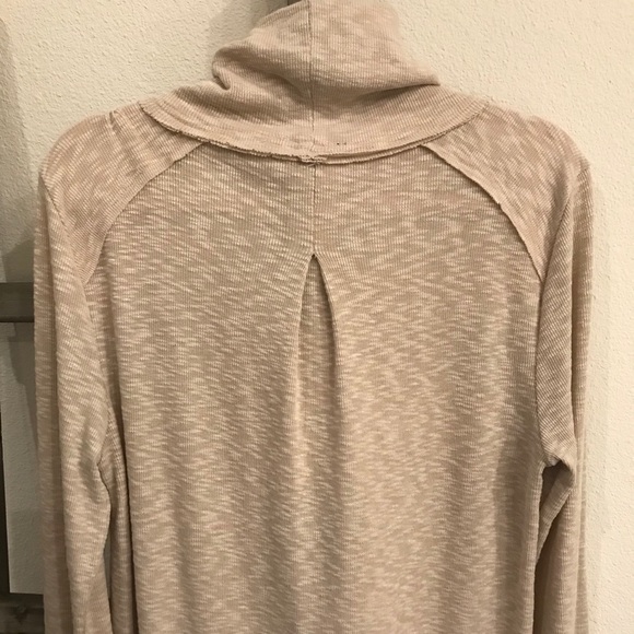 Roolee Turtleneck - Picture 3 of 6